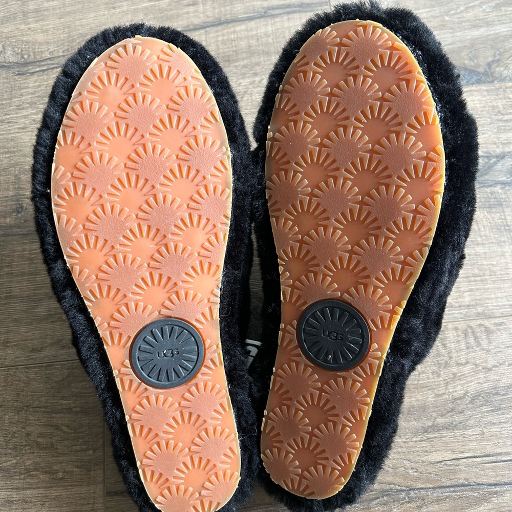 Ugg Fluff Yeah Slide. New Without Tags. - image 5